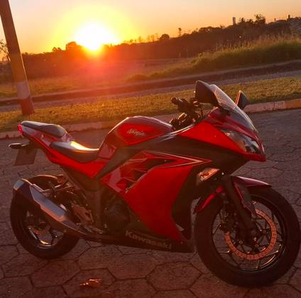 KAWASAKI NINJA 300 
